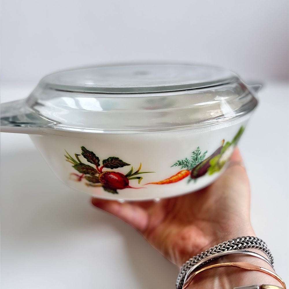 Arcopal France Casserole Dish with Lid French Milk Glass - Picture 3 of 5